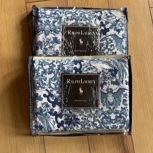 Ralph Lauren Navy and White Floral Valance